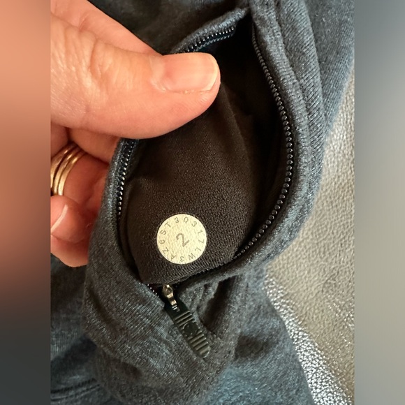 Lululemon Extra Mile 1/2 Zip - Heathered Nocturnal Teal / Black - Picture 8 of 11